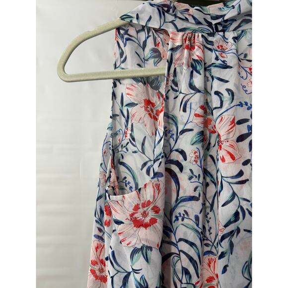 Cabi Sleeveless Blouse Top Style #5537 White Red Floral Womens Small V-Neck - Picture 4 of 6